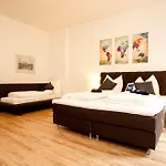 Lovely Flats Englische Strasse